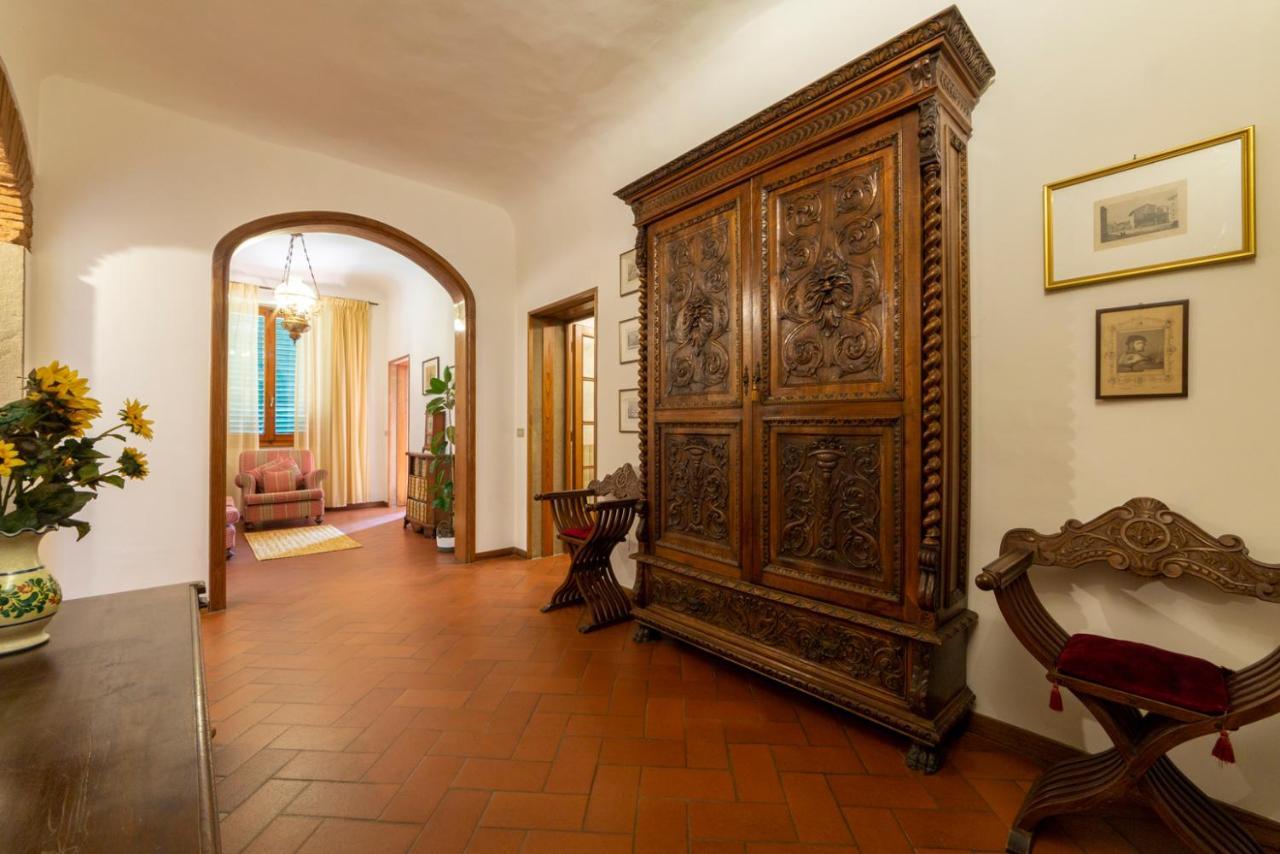 110 Sqm Apartment 6 Sleeps In Santa Croce Florenz Exterior foto
